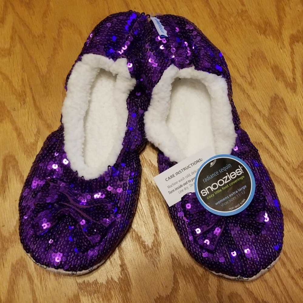 Snoozies slippers